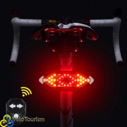 Велосипедный задний USB фонарь с указателями поворота и пультом управления.